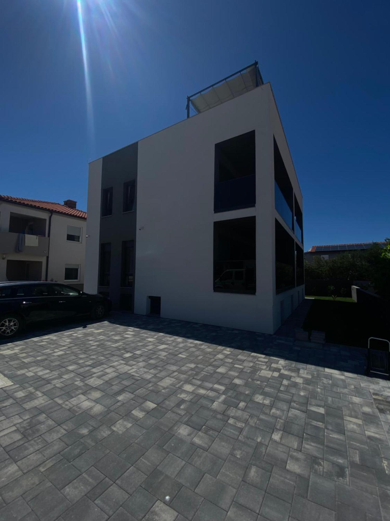 Monachus Apartments Vir Exterior photo